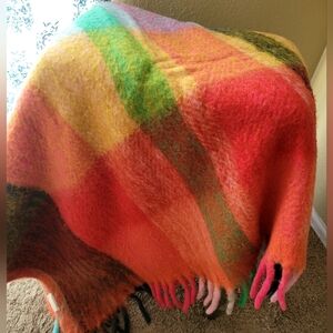 Anthrolologie Colorful Plaid check Throw blanket